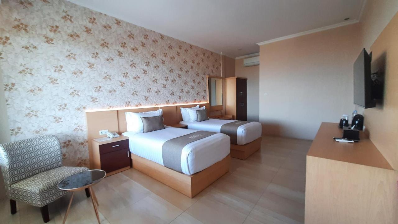 Bukit Indah Doda Hotel & Resorts Palu Habitación foto