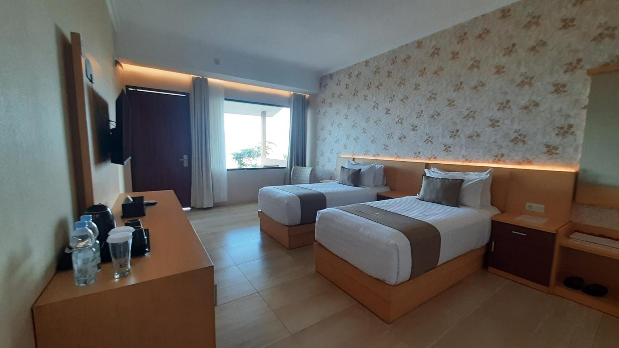 Bukit Indah Doda Hotel & Resorts Palu Habitación foto